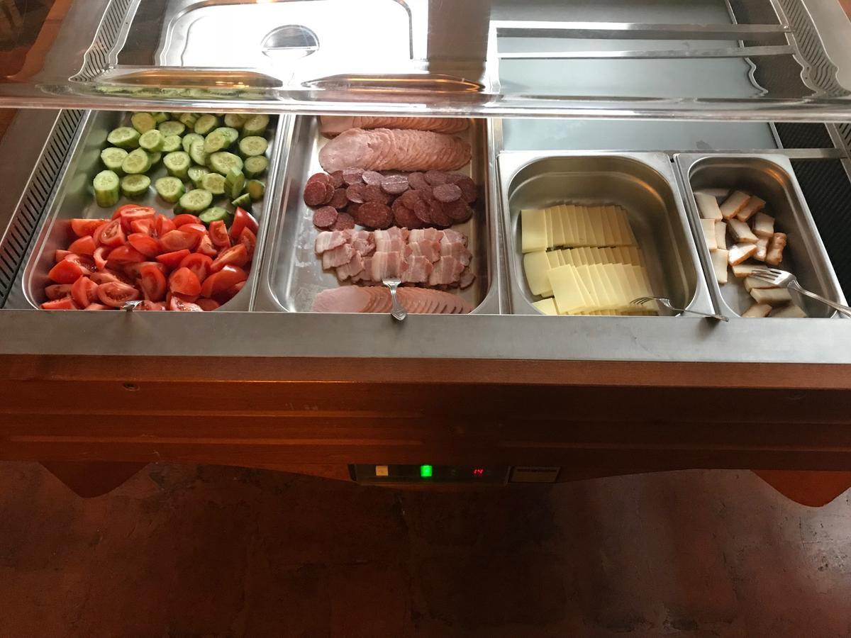 Pensiunea Denisa Lunca Bradului Bagian luar foto